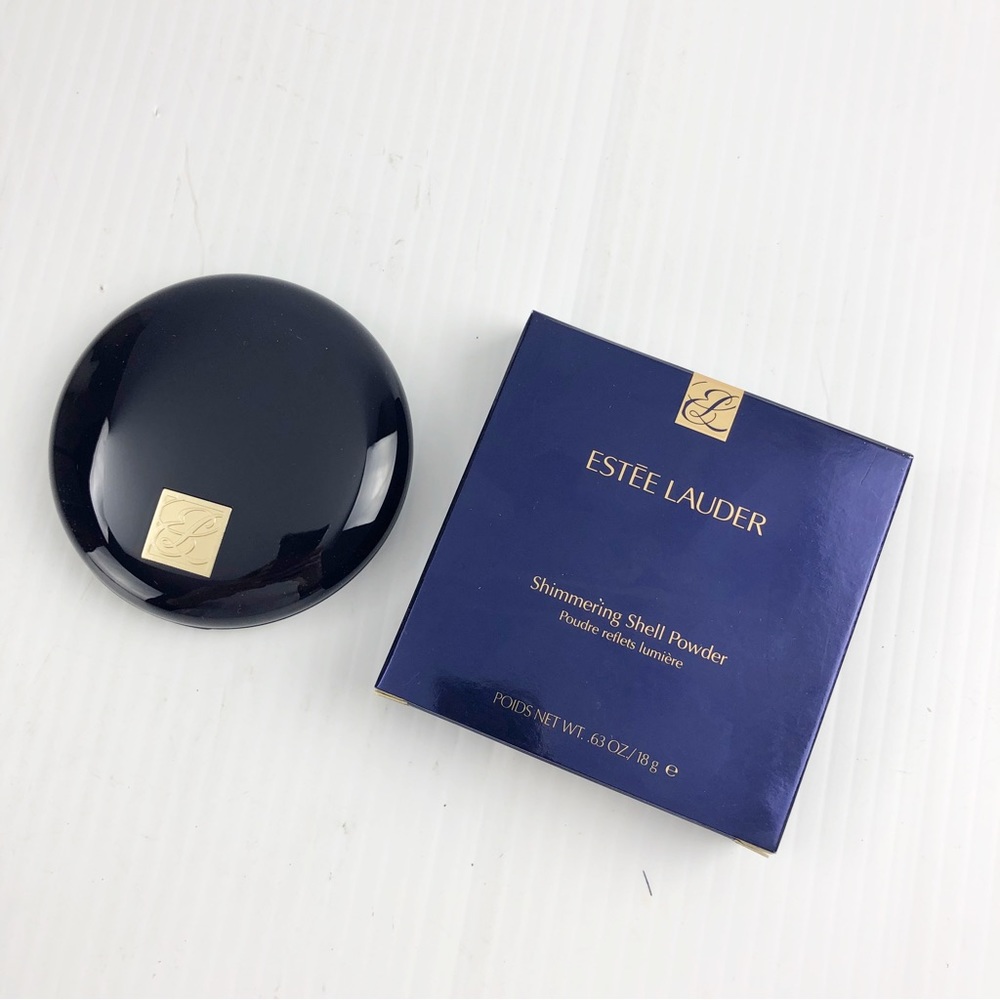 Estee Lauder Shimmering Shell Powder Makeup with Box Rare .63 Oz - Picture 2 of 6